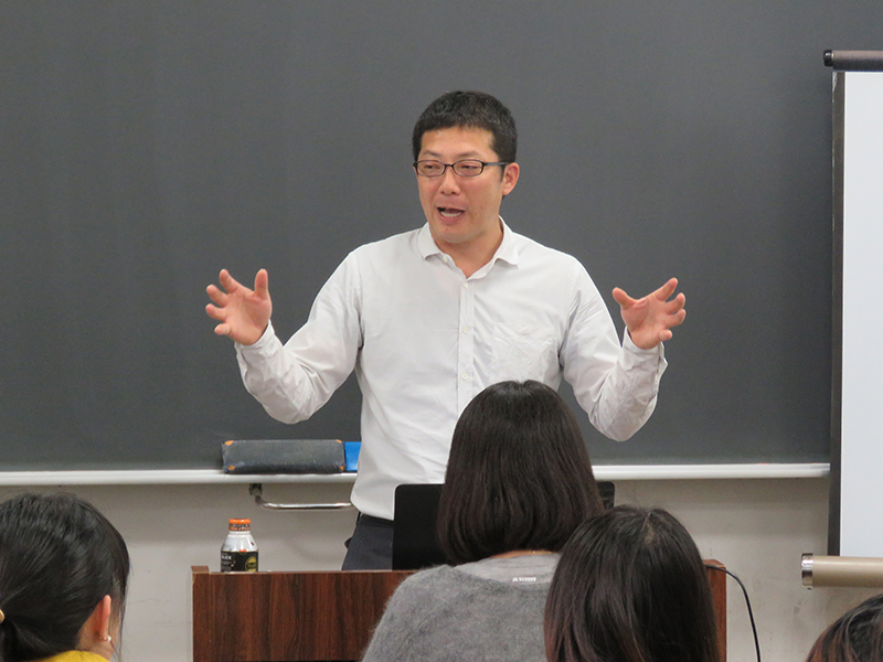 大学担当者の方からの熱の入った講義